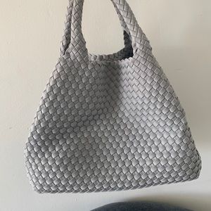 Naghedi tote, small pouch and duster